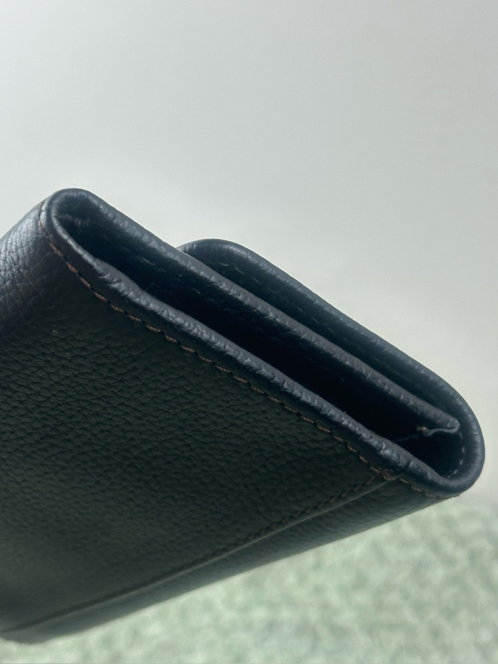 Dooney & Bourke Black Pebbled Leather Compact Wallet with Gold Plaque - Picture 5 of 14